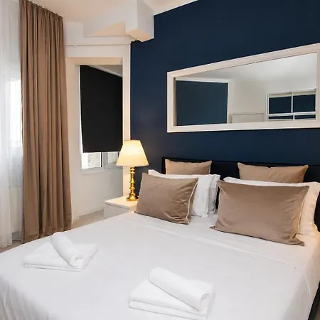 Апартаменты Metropole Old Center *